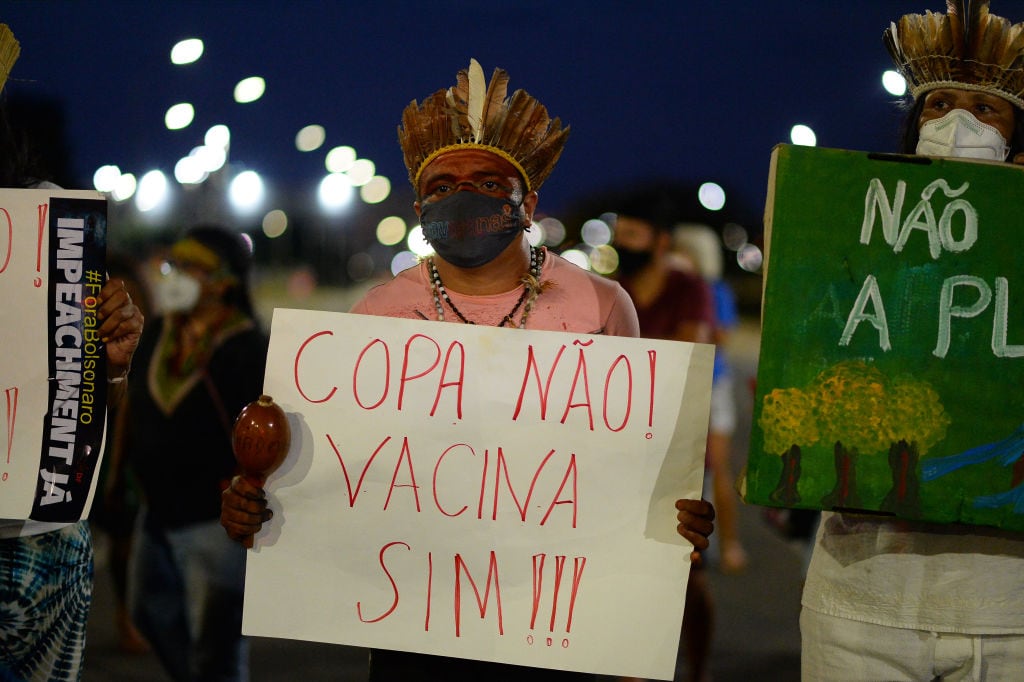 Indígenas de Brasil protestan contra la Copa América en Brasilia