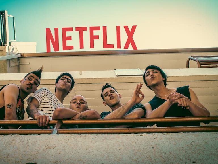 La película chilena “Los People in the Dragon” llega a Netflix y acá te contamos todos los detalles