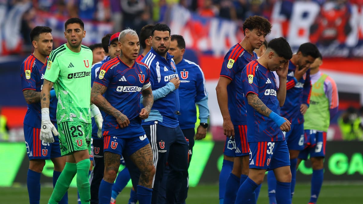 Preocupación en la U: así luce la cancha del Ester Roa tras las lluvias y partido de la Tercera B