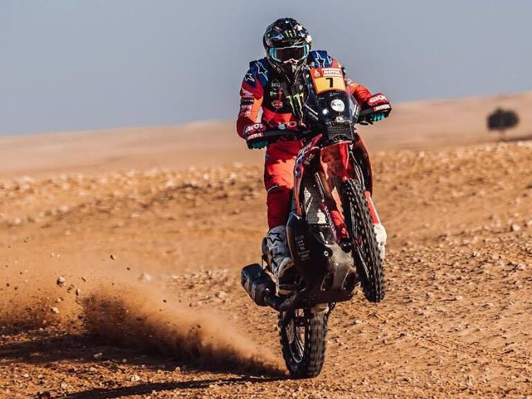 Pablo Quintanilla fue penalizado pero se metió en el podio de la clasificación general del Rally Dakar 2022