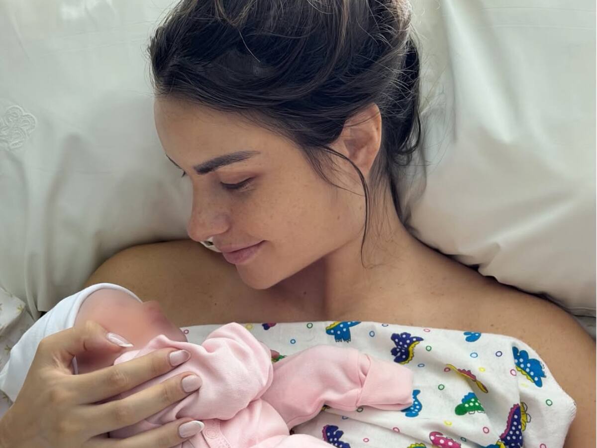 “Mi amor, por favor, confía en mí“: Emilia Dides revela complejo momento durante el parto de su hija