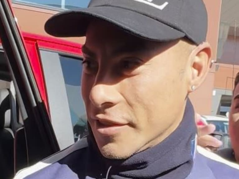 Eduardo Vargas ya está en Chile: puede negociar su regreso a la U como jugador libre