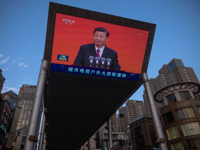 El discurso del presidente chino Xi Jinping se transmite en Pekín