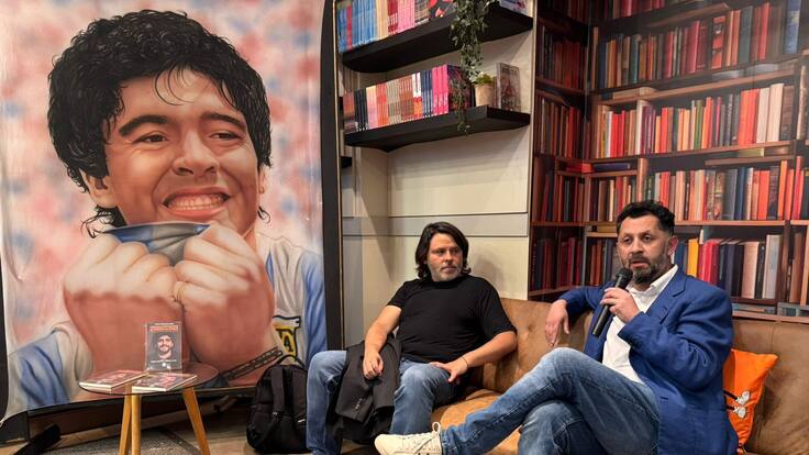 Lanzan libro que explora el desconocido vínculo de Diego Maradona con Chile