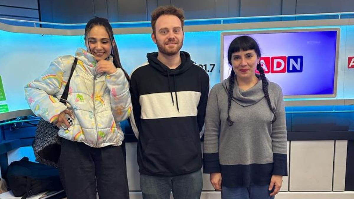 «¿Quién me escondió los zapatos negros?» regresa a las tablas a más de 30 años del estreno: «Para nuevas generaciones, el insistir en ciertas narrativas es bueno»