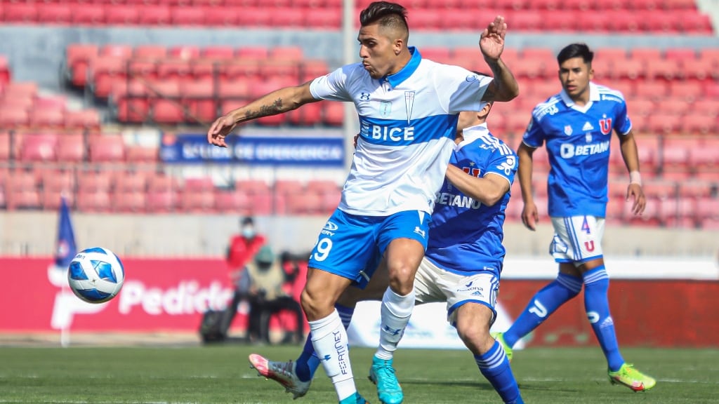 La insólita lesión de César Pinares en el Clásico Universitario
