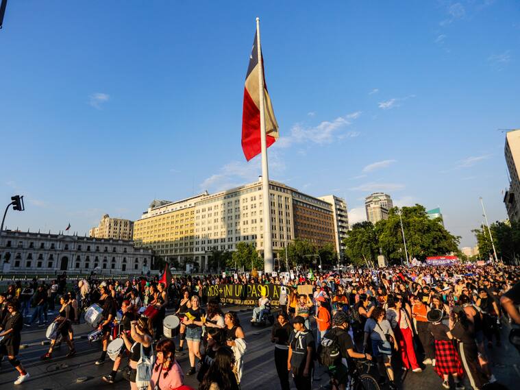 Marcha por el Día internacional contra la violencia hacia las Mujeres
