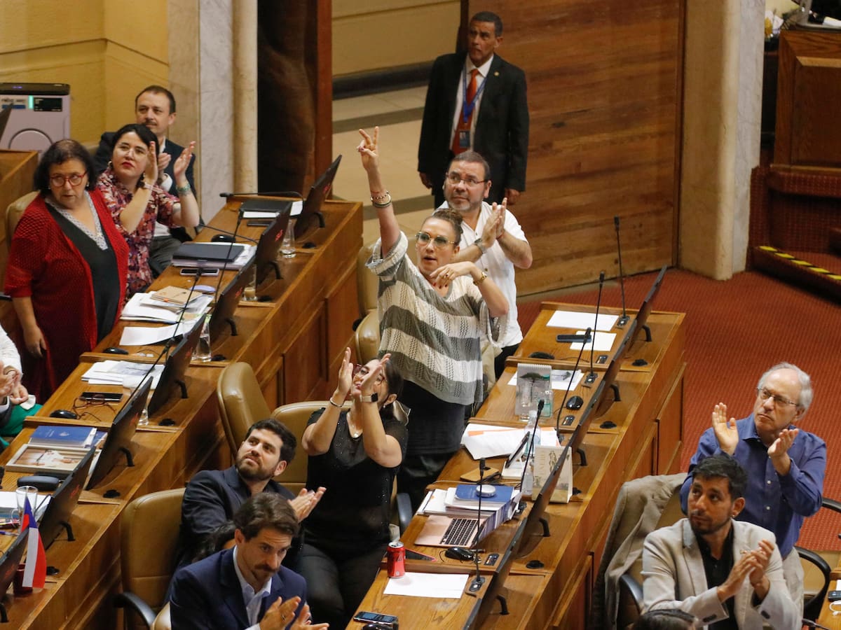 Diputados aprueban proyecto que busca reparar deuda histórica a profesores con amplio respaldo: solo republicanos votaron en contra