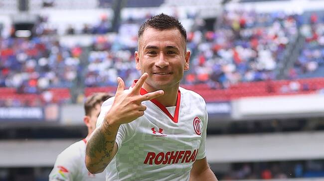 Jean Meneses sigue inspirado en Toluca y marca un gol en el triunfo contra Cruz Azul de Iván Morales