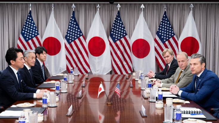 Estados Unidos y Japón fortalecen alianza militar mirando de reojo a China