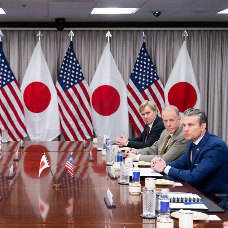 Estados Unidos y Japón fortalecen alianza militar mirando de reojo a China