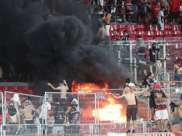 Operativo en 4 comunas de Santiago termina con barristas de Colo Colo detenidos por incidentes en la Supercopa 2024