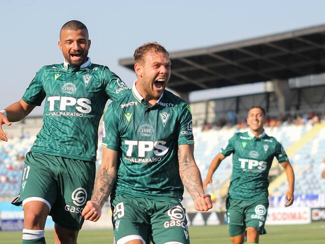 Carlos Rotondi anota para Santiago Wanderers en Rancagua