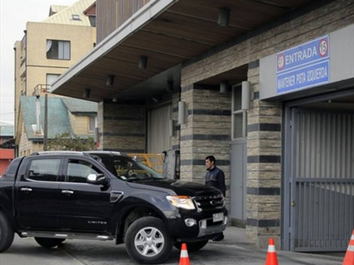 Nueve centros comerciales y recintos no cobrarán por estacionamientos