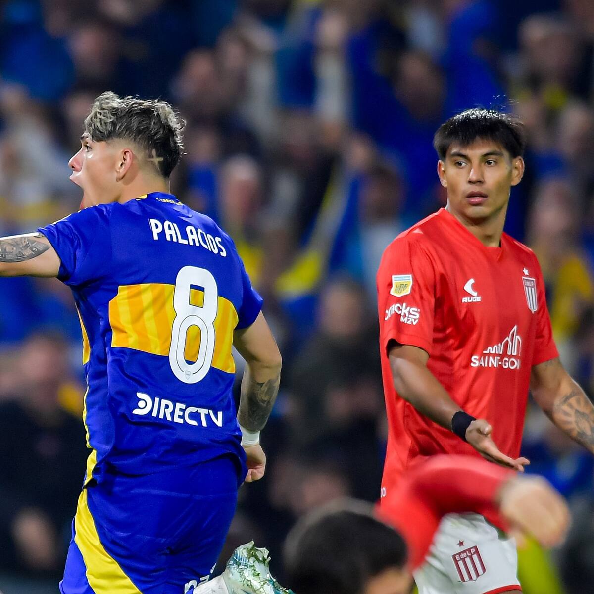 Carlos Palacios vuelve a inflar las redes en Argentina: mira el gol que marcó el chileno ante Estudiantes