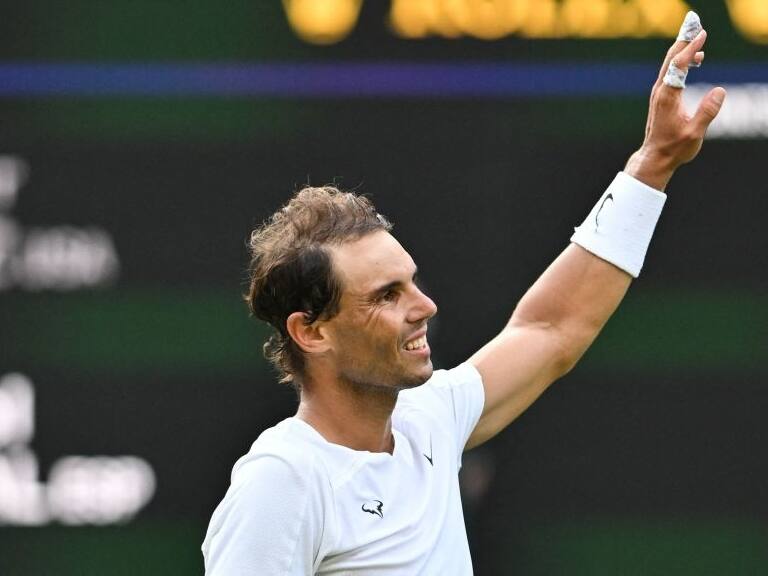 Su padre pidió que se retirara: Rafael Nadal supera lesión abdominal y vence a Taylor Fritz para llegar a semifinales de Wimbledon