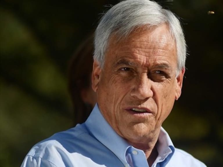 Piñera esperará fallo de Contraloría por nombrar a su hermano como embajador en Argentina