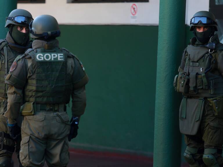 Aparato explosivo detonó en comisaría de Estación Central