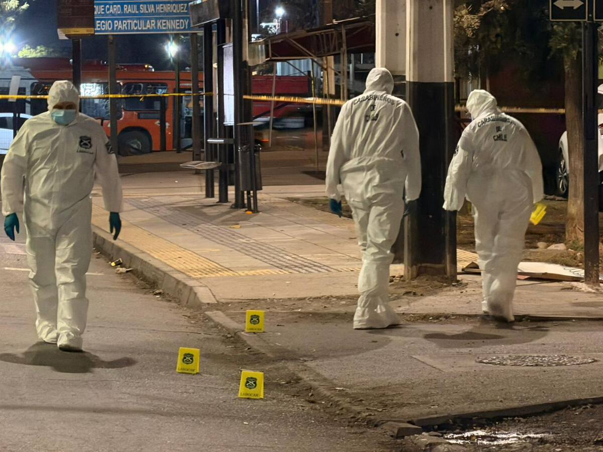 Violento ataque en Lo Espejo: percutan múltiples disparos a casa donde se encontraba un carabinero