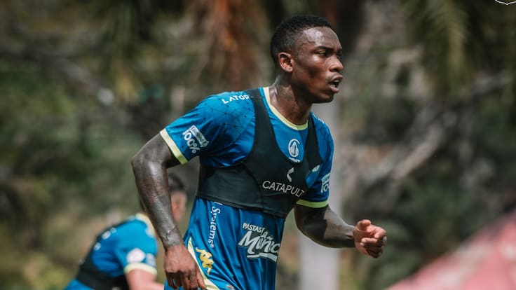 El drama que atraviesan dos ex jugadores Colo Colo en Colombia: fueron amenazados de muerte por sus hinchas