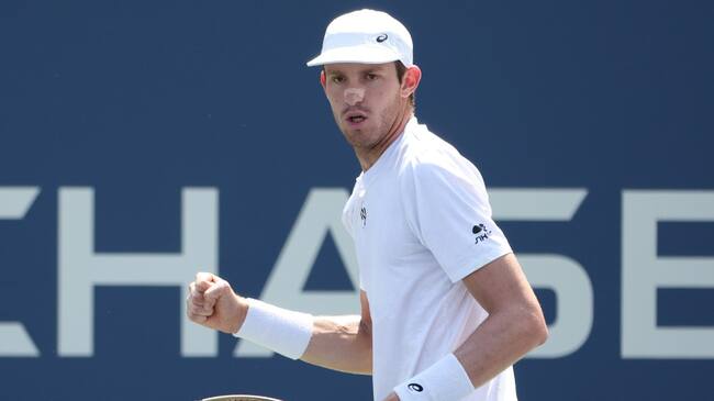 Tras las derrotas de Tabilo y Barrios: Nicolás Jarry triunfa y se mete en la última ronda de la qualy del Abierto de Australia