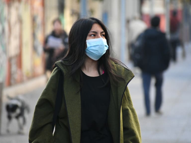 Mascarillas obligatorias en 2024: ¿por qué hay que volver a usarlas, hasta cuándo y en qué lugares se aplica la medida?