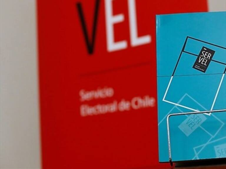 Servel presentó denuncia ante Fiscalía por eventuales delitos electorales en Caso Tragamonedas