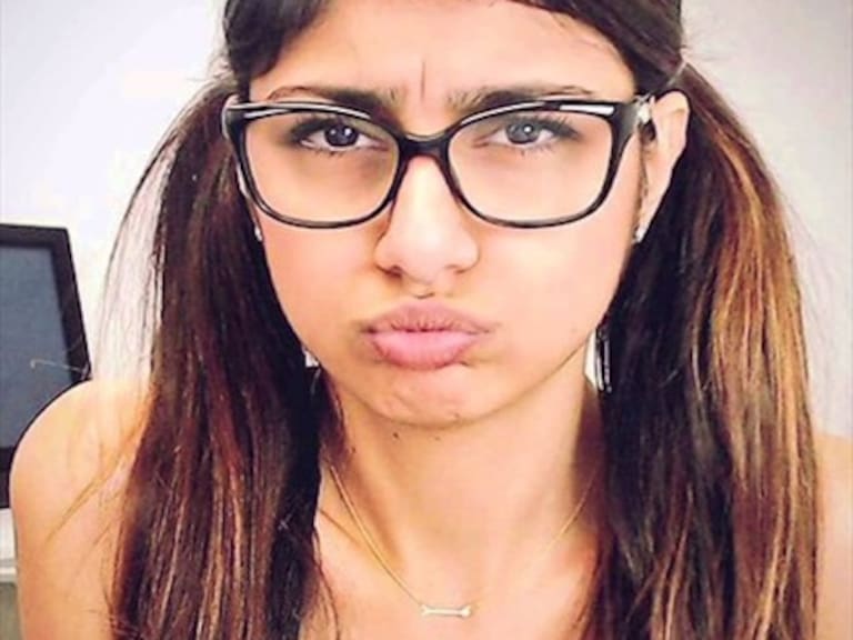 Mia Khalifa desafío el «código de conducta» de Instagram al compartir video semidesnuda