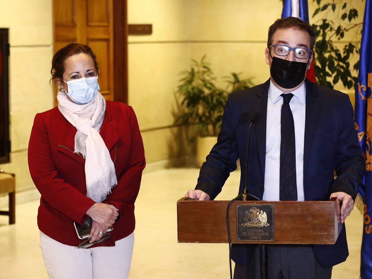Oposición estudiará acusación constitucional contra Presidente Piñera tras envío de tercer retiro al TC