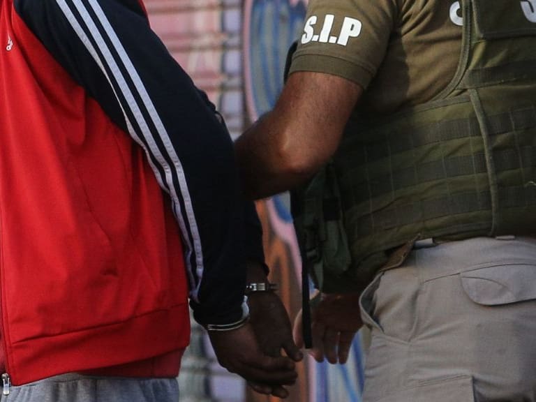 Cinco adolescentes detenidos tras tour delictual en Las Condes