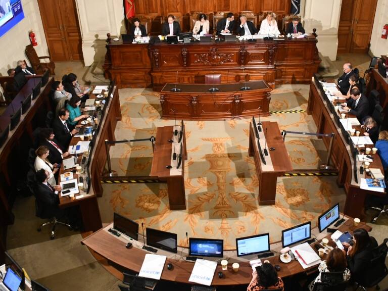 Comisión Experta vota indicaciones claves tras llegar a acuerdos transversales