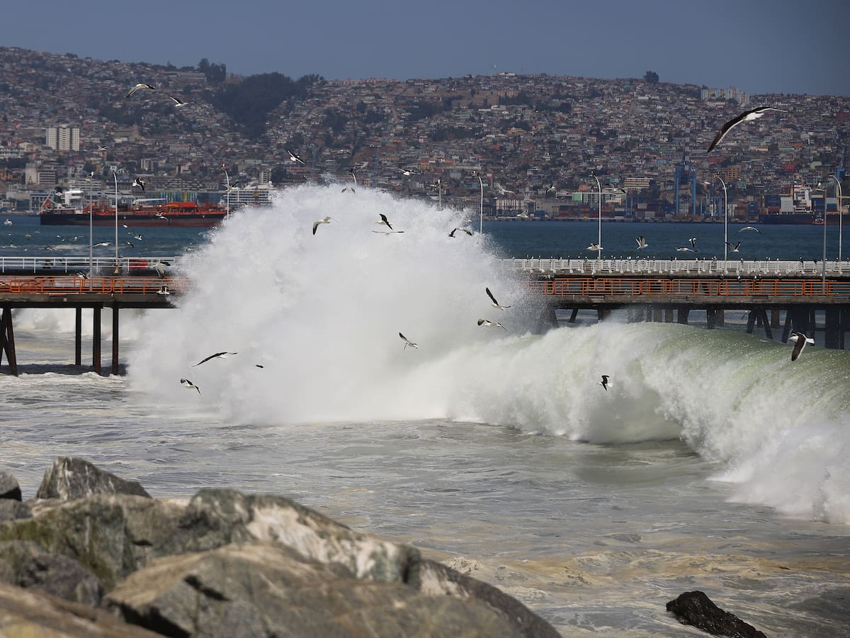 Estudio en Chile revela que las marejadas del verano fueron las más extremas en los últimos 40 años