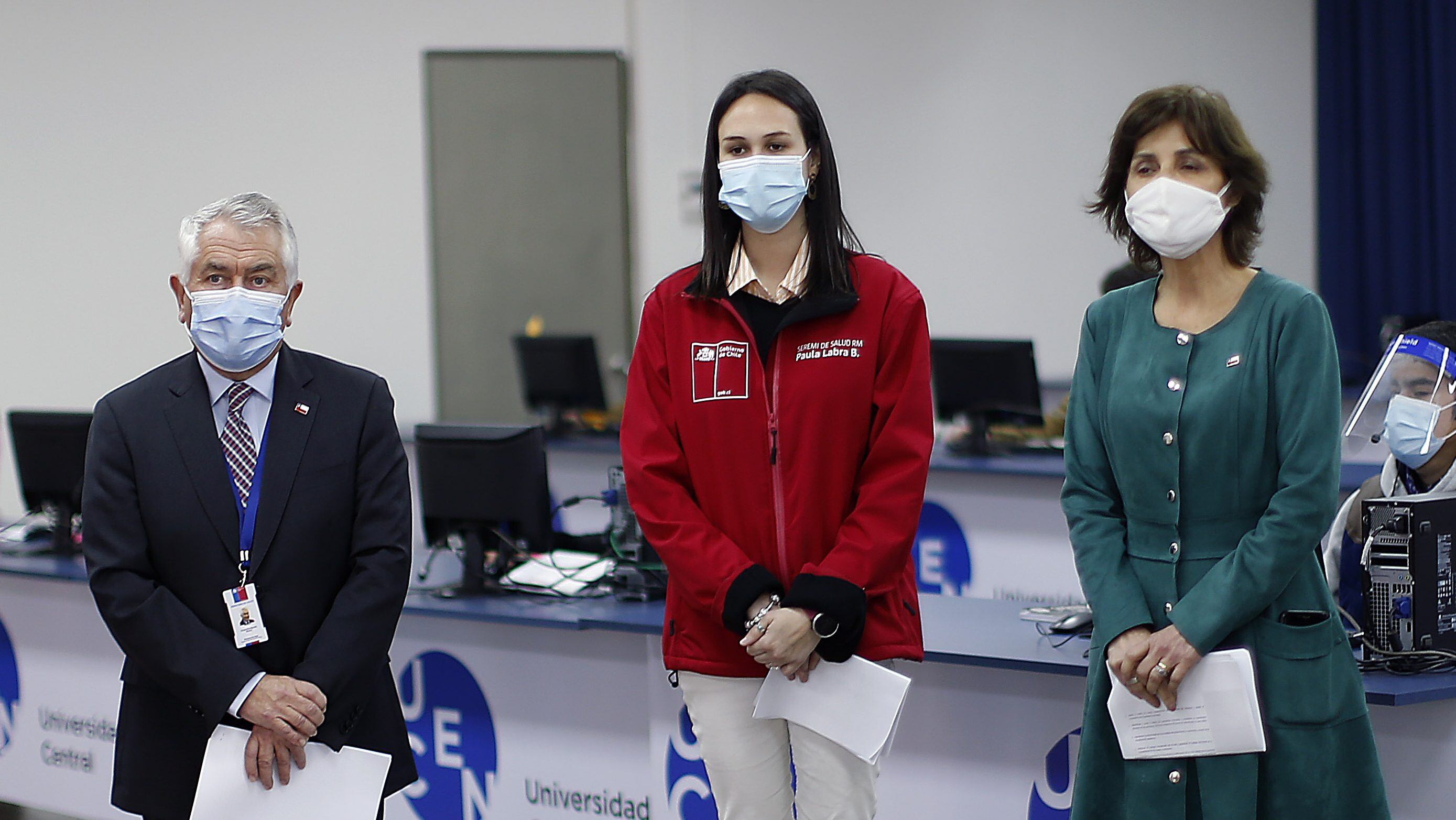 Variante Delta en Chile: presentan querella contra ministro Paris, subsecretaria Daza y seremi de Salud RM