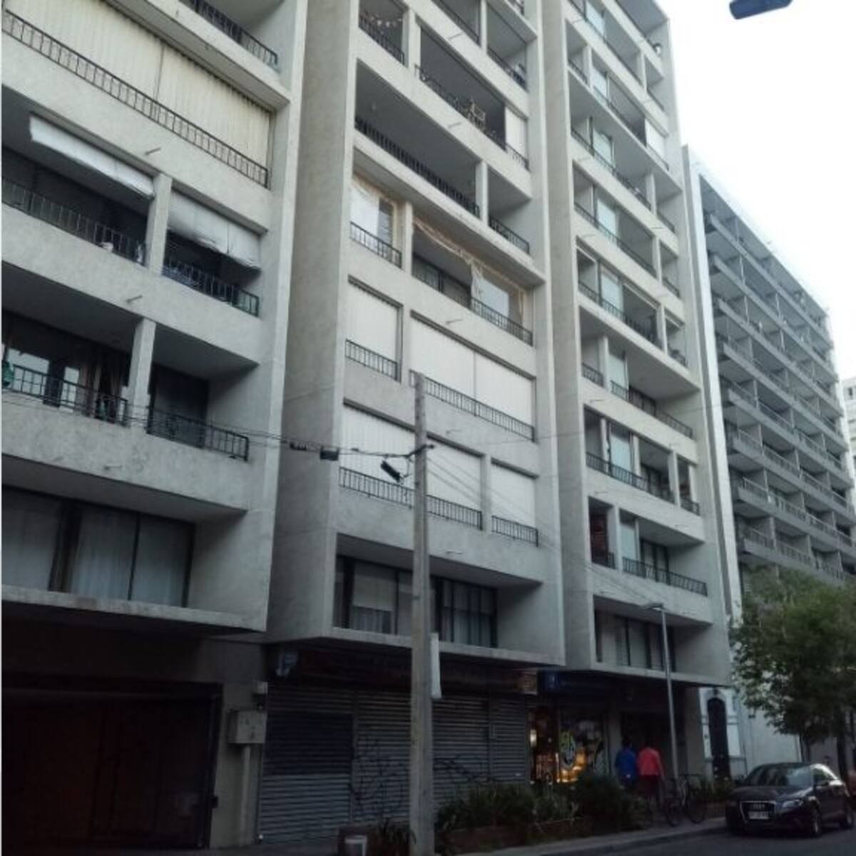 Femicidio en Santiago: sujeto le disparó a su pareja en el subterráneo del edificio en el que vivían