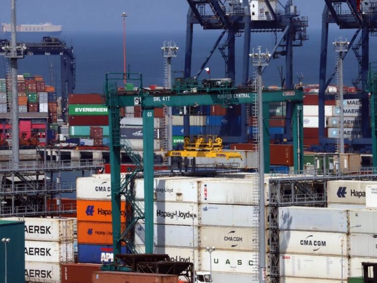 Chile alcanza el mayor superávit comercial en casi 16 años durante el mes de marzo