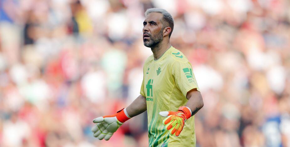 Claudio Bravo entra en la nómina para el duelo entre Betis y Real Madrid
