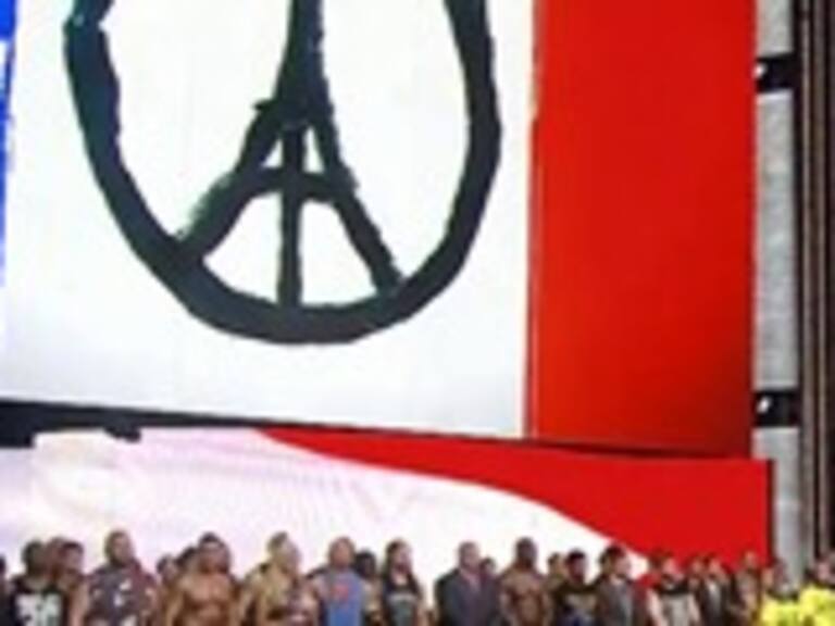 WWE tuvo un minuto de silencio por los ataques terroristas a París