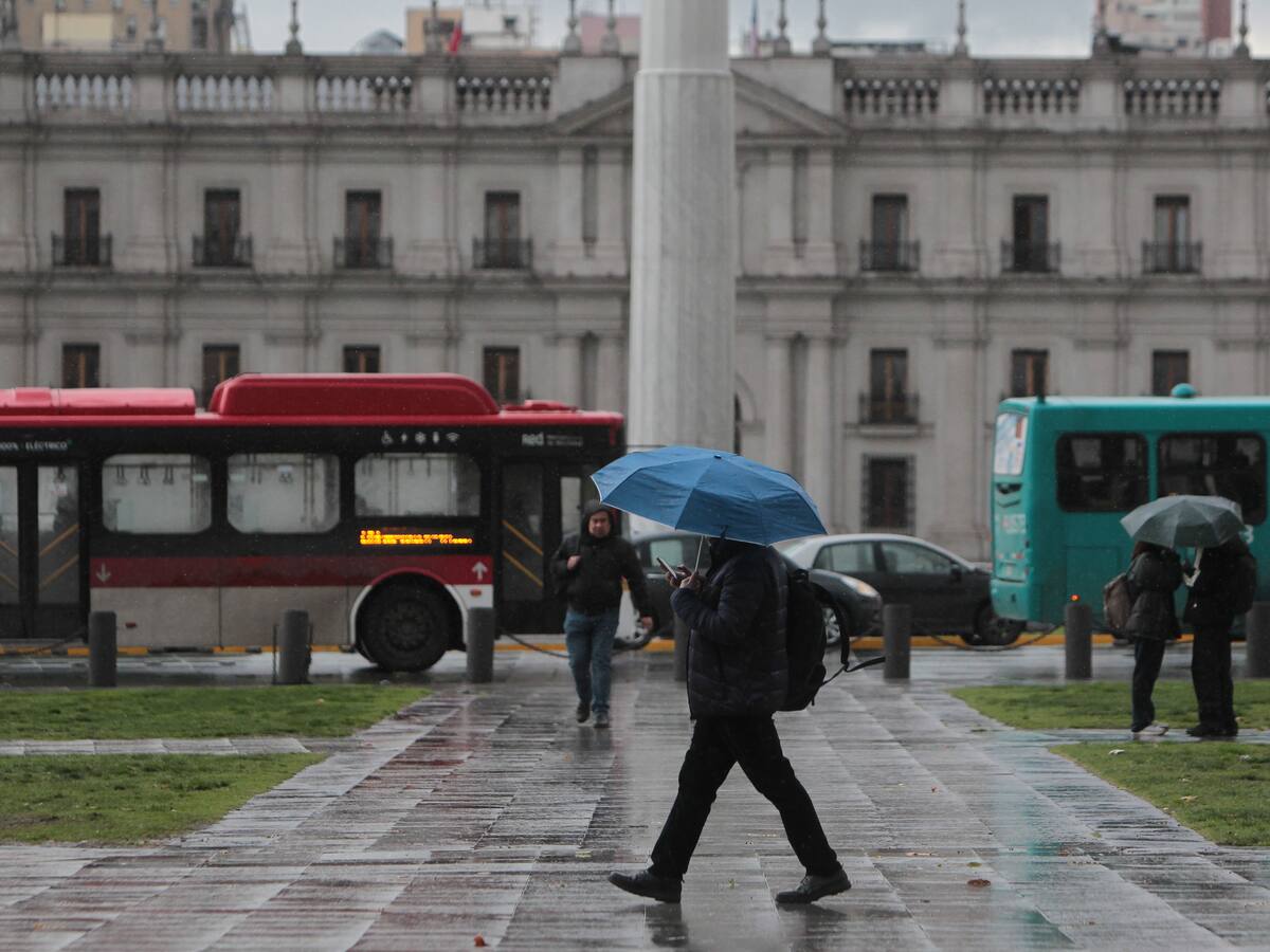 Lluvia en Santiago: revelan el “período clave” en que volverían las precipitaciones a la Región Metropolitana