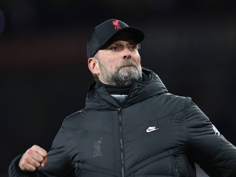 Liverpool derrotó al Arsenal y se acerca a la punta de la Premier League