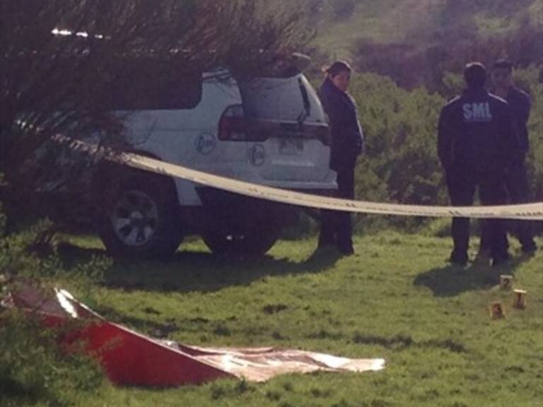 Encuentran cuerpo de una mujer con sus manos atadas en Limache