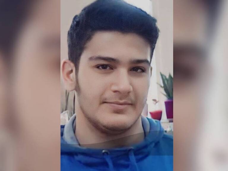 Irán: condenan a muerte a joven de 18 años por participar en protestas