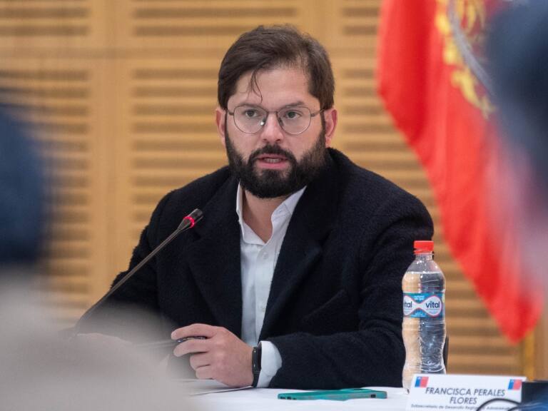 Presidente Boric califica como «inaceptable» atentado en Contulmo y asegura que los responsables enfrentarán la justicia