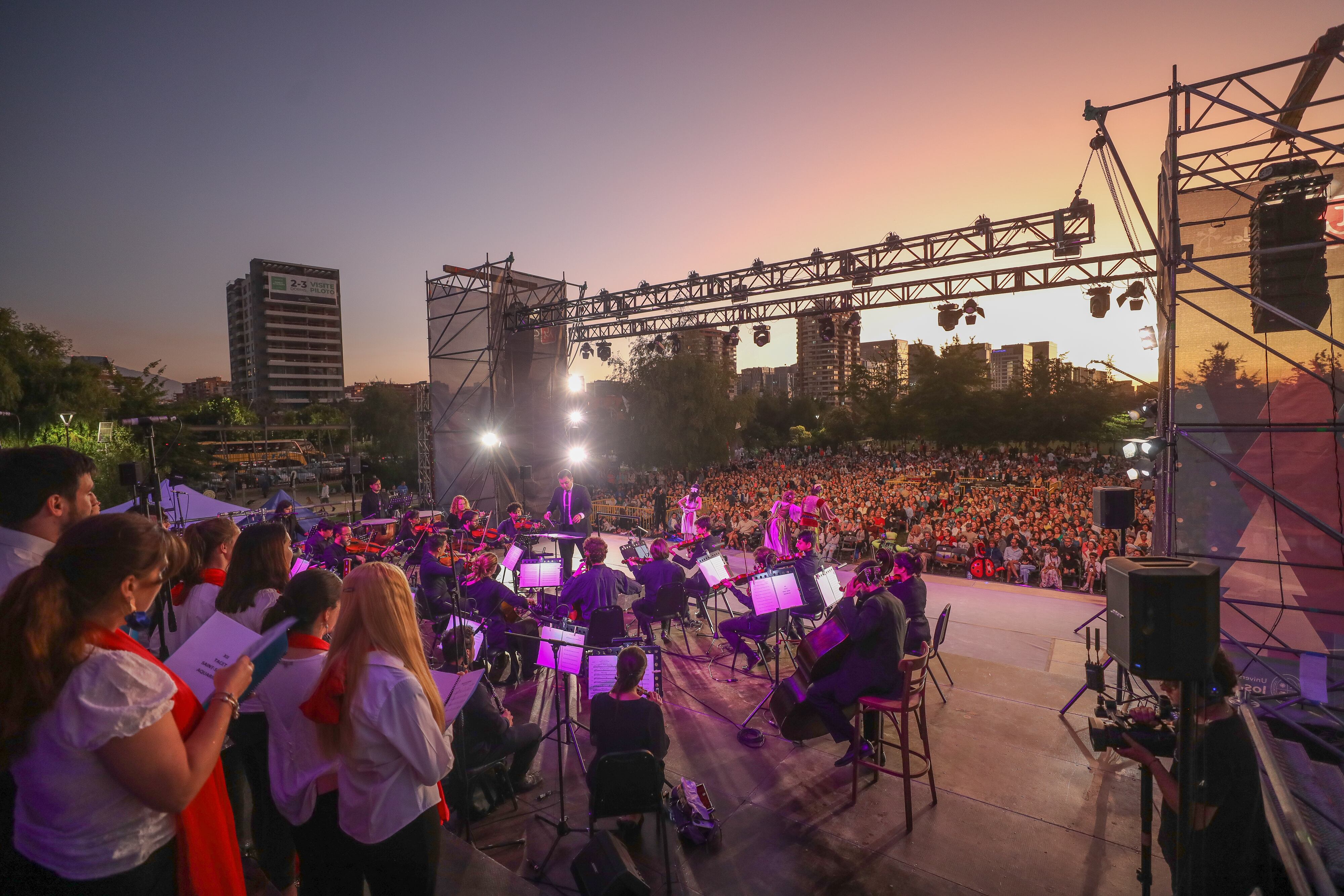 “Conciertos de Navidad en parques y plazas”