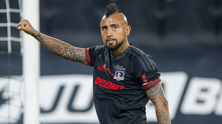 Arturo Vidal cambia de rol en Colo Colo