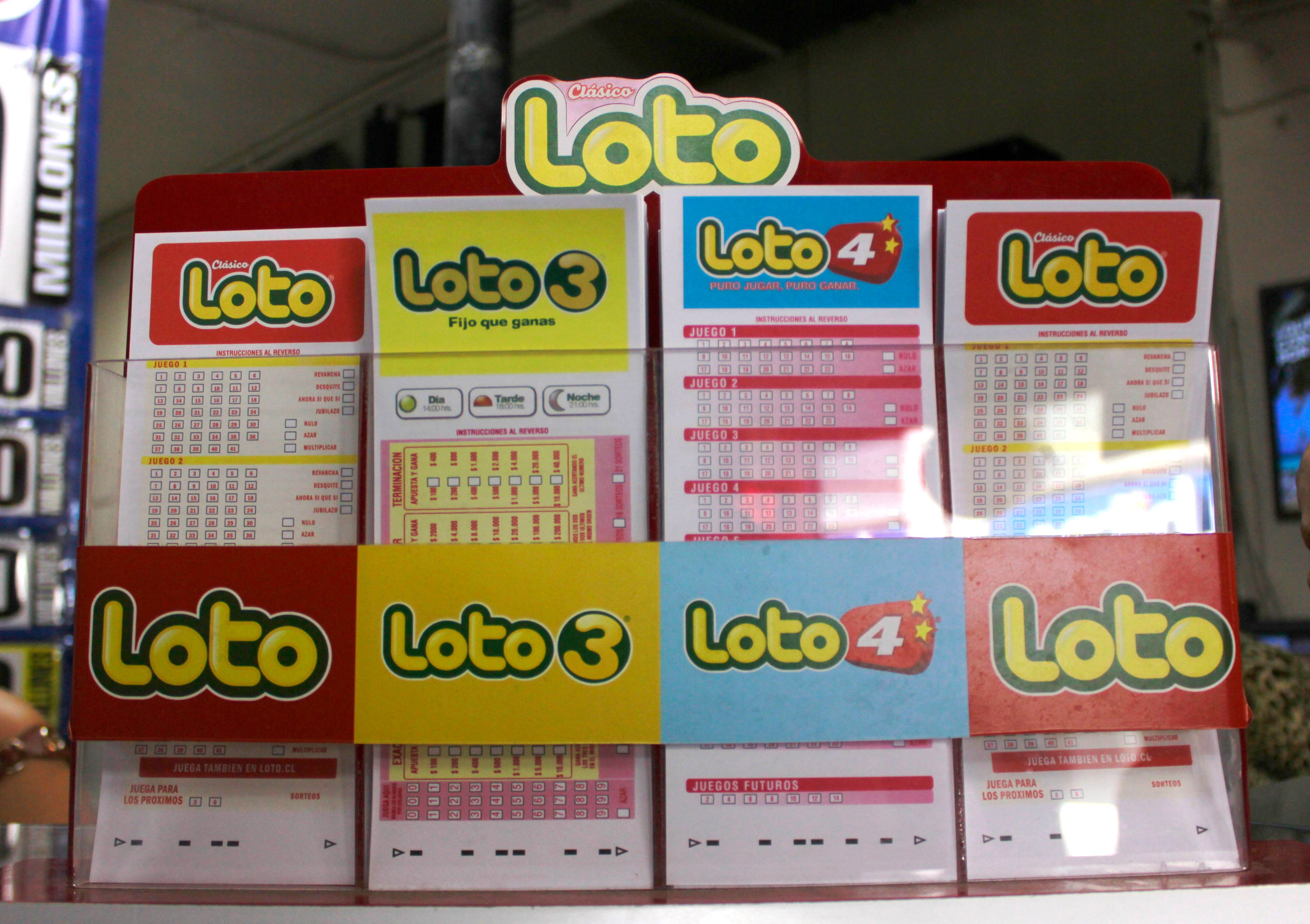 5 Febrero del 2019/ SANTIAGO Loto nuevamente acumulado ya que en tres semanas no ha salido un ganador las cifras superan los diez mil millones de pesos donde cada ves mas personas jugan un lotoFOTO: CESAR BELTRAN/AGENCIUNO