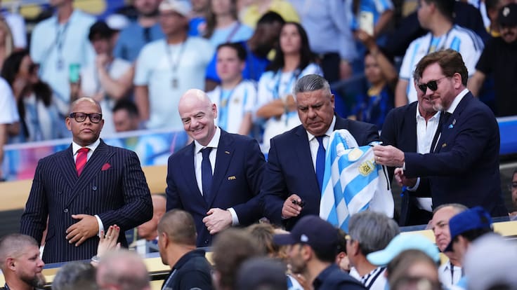 ¿Y la neutralidad? El eufórico festejo de los presidentes de AFA, Conmebol y FIFA al triunfo de Argentina sobre Cabo Verde