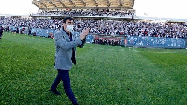 Gustavo Quinteros y el triunfo sobre Wanderers: "A pesar de los entrenamientos en el encierro, jugaron como siempre"