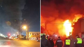 Reportan violento incendio en locales comerciales de mercado Lo Valledor