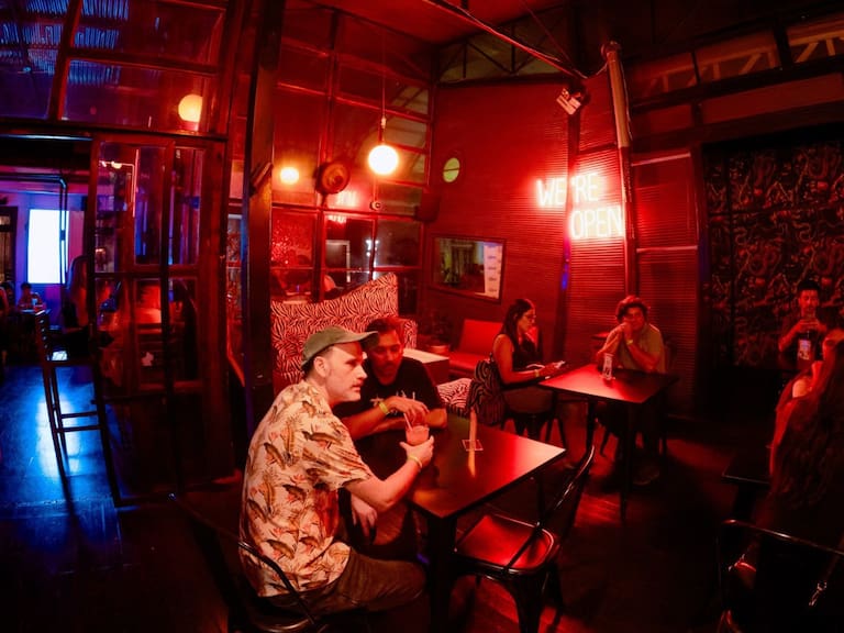 Emblemático restaurante en Santiago pide su quiebra: le quitaron patente de alcoholes y tiene deudas de $31 millones