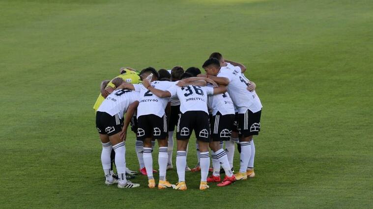 27 de Marzo del 2021/SANTIAGOJugadores de Colo Colo se renen antes del partido valido por la Primera fecha del Campeonato Nacional AFP PlanVital 2021, entre Colo Colo vs Unin La Calera, disputado en el Estadio Monumental.
FOTO:JAVIER VALDES LARRONDO/AGENCIAUNO